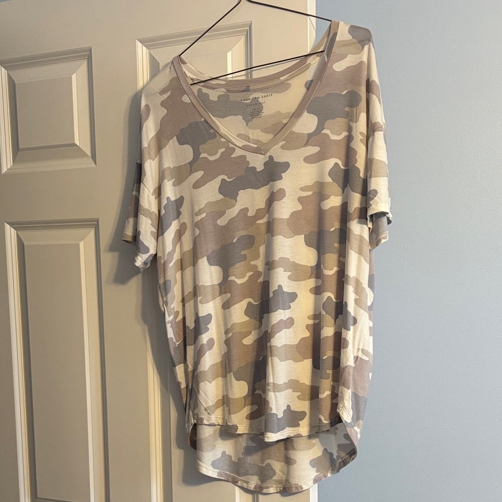 American Eagle Outfitters Camouflage V-Neck Tee
